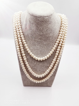 3 line Pearl Necklace with silver lock 130.9 g